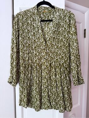 Rock Flower Paper Olive Green White Print Rayon Tunic Blouse Medium Boho